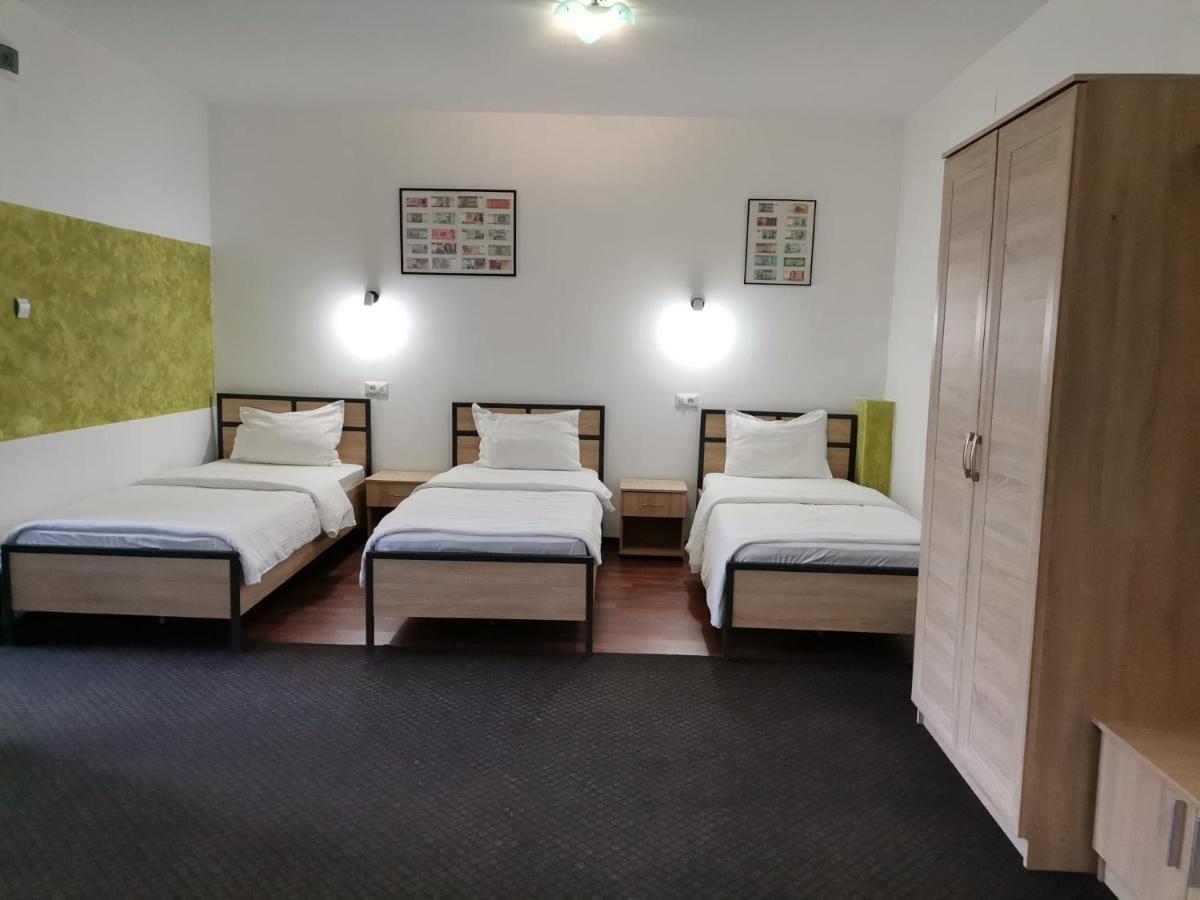 Motel Davios Тыргу-Жиу Экстерьер фото