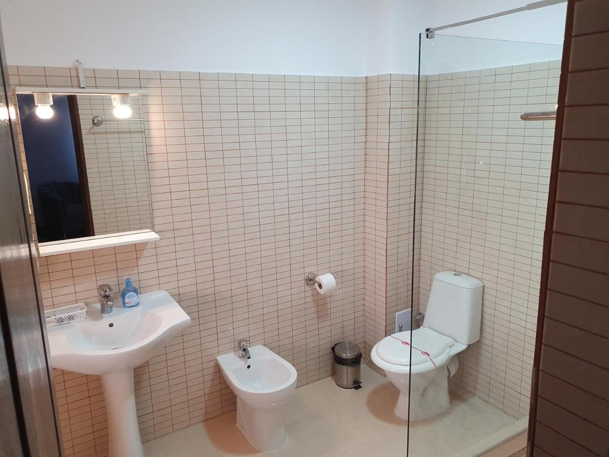 Motel Davios Тыргу-Жиу Экстерьер фото