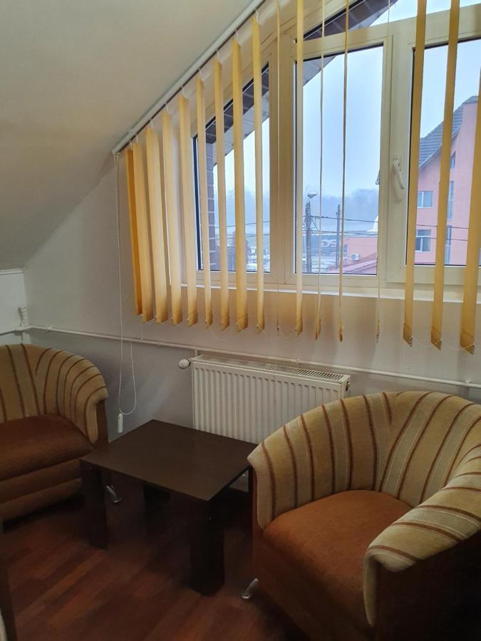 Motel Davios Тыргу-Жиу Экстерьер фото