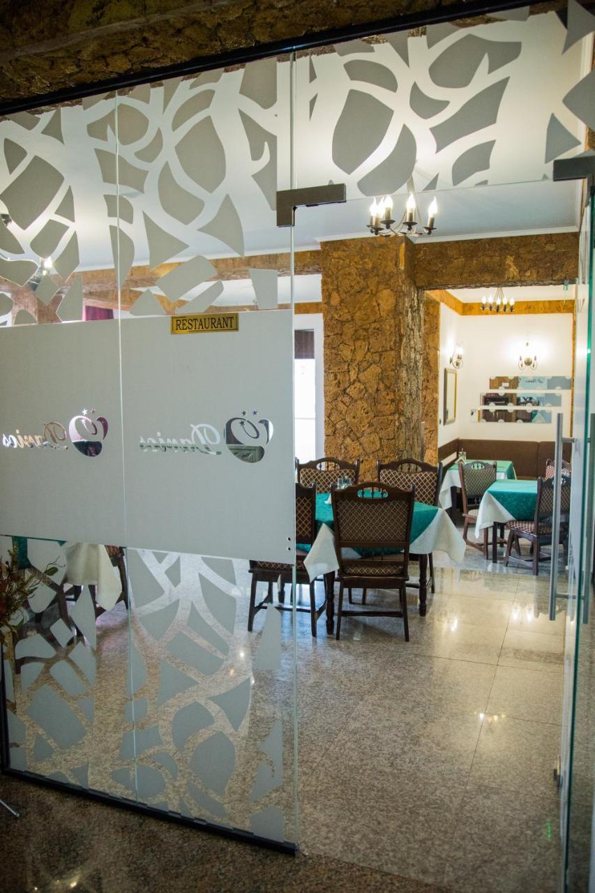 Motel Davios Тыргу-Жиу Экстерьер фото