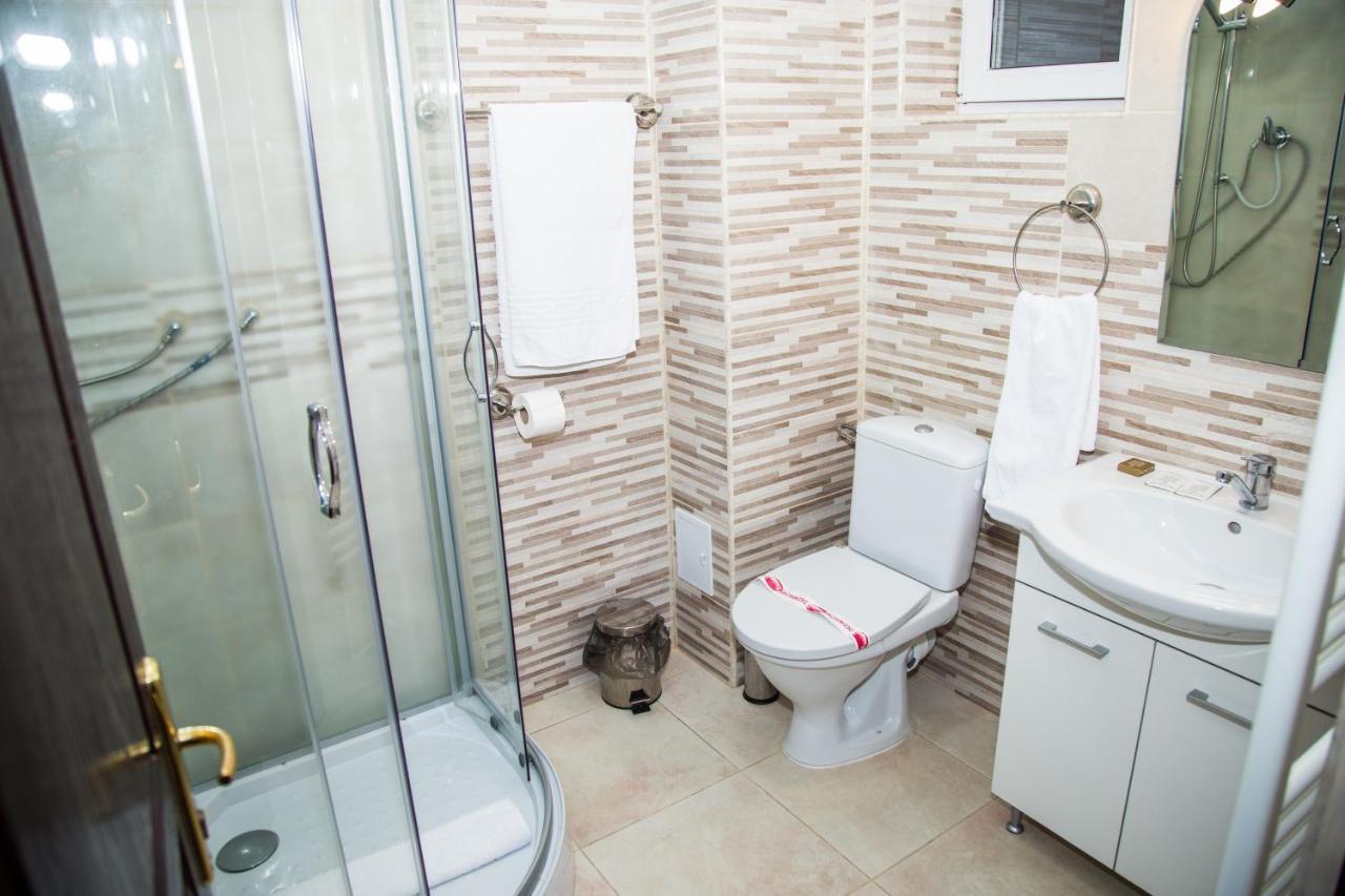 Motel Davios Тыргу-Жиу Экстерьер фото