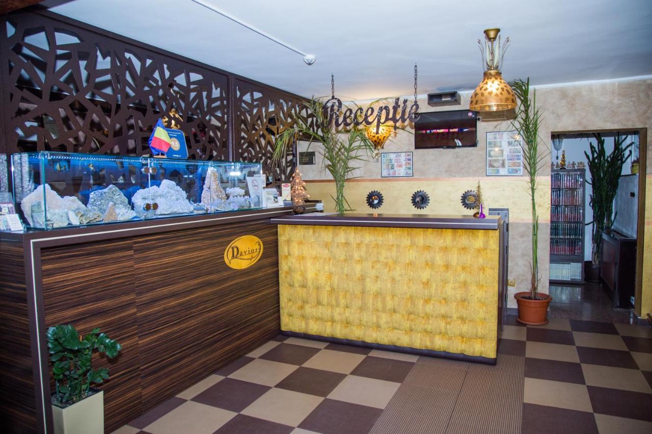Motel Davios Тыргу-Жиу Экстерьер фото