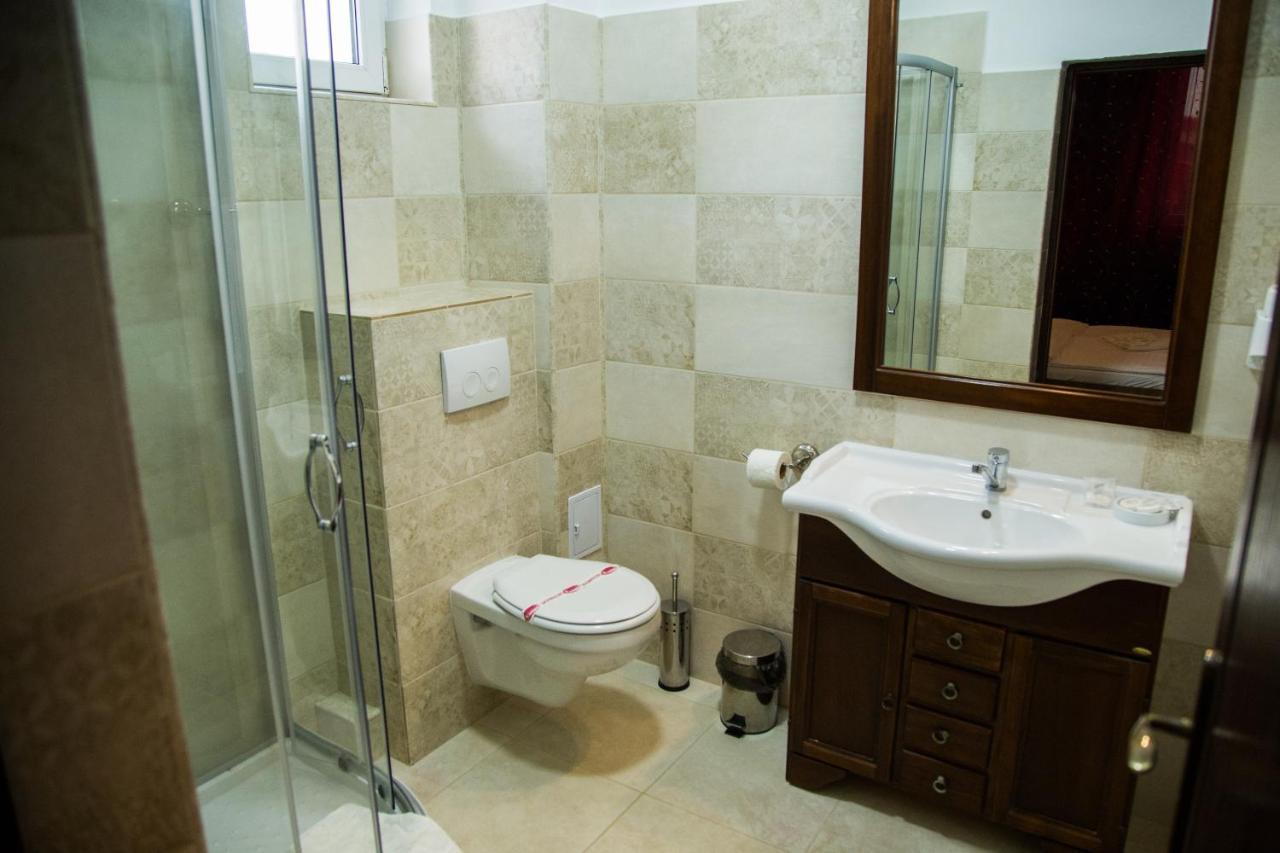 Motel Davios Тыргу-Жиу Экстерьер фото